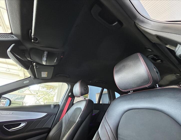 Mercedes-Benz Třídy C 32