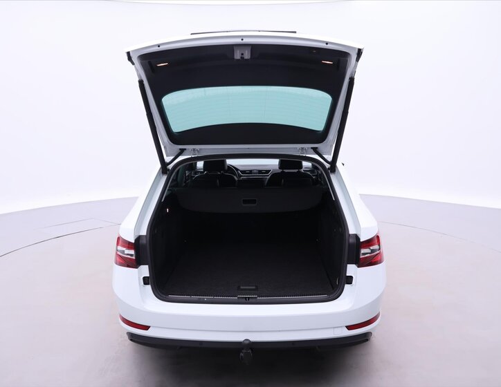 Škoda Superb Kombi 2,0 l 140 kw