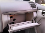 Volkswagen Touran Kombi 1,4 l 103 kw