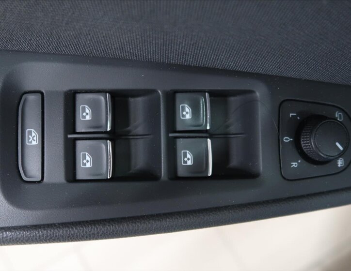 Seat Leon Hatchback 1,4 l 92 kw