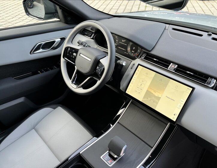 Land Rover Range Rover Velar SUV / Terénní 2,0 l 150 kw