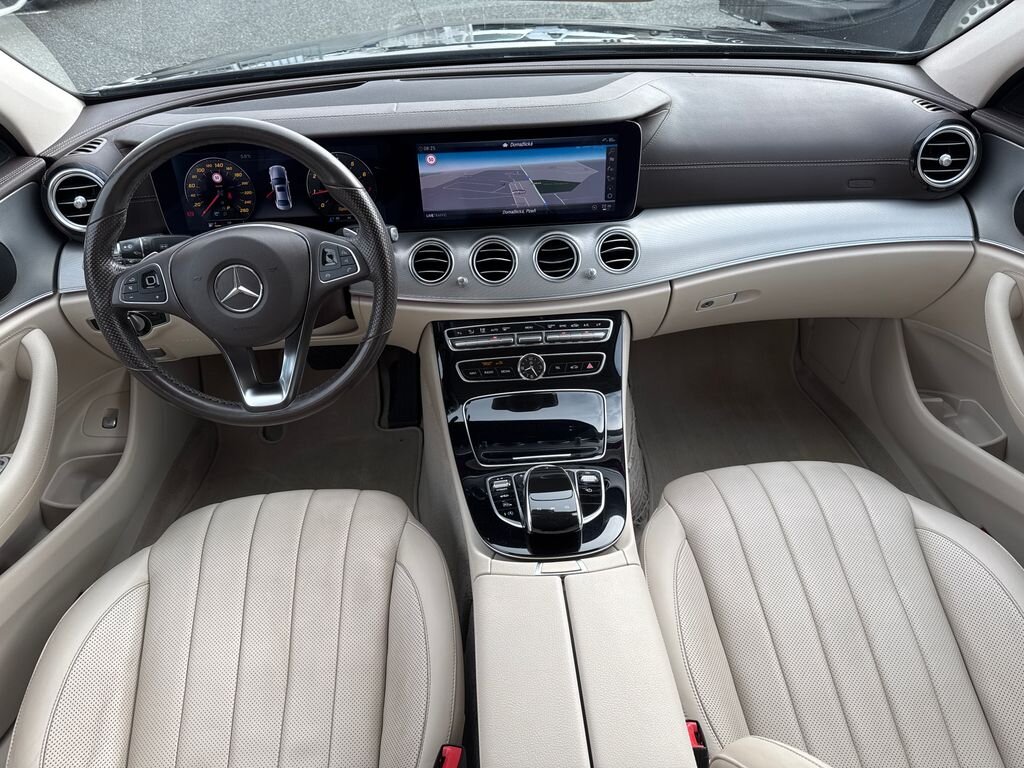 Mercedes-Benz Třídy E Sedan / Limuzína 3,5 l 245 kw