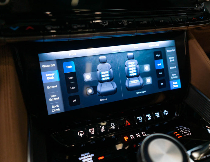 Jeep Grand Wagoneer 28