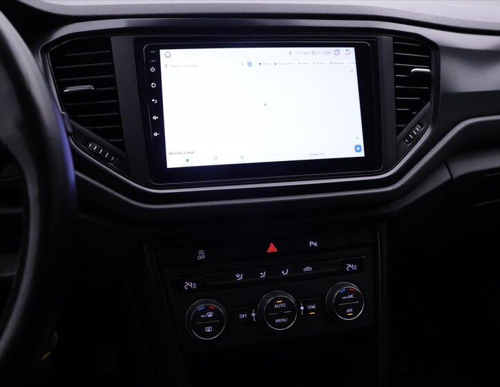 Volkswagen T-Roc SUV / Terénní 999,0 85 kw