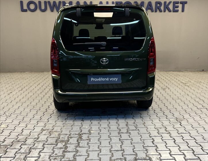 Toyota ProAce City Verso 16