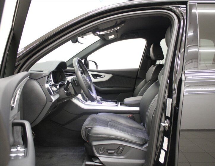Audi Q7 SUV / Terénní 3,0 l 210 kw