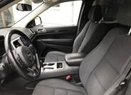 Jeep Grand Cherokee 8