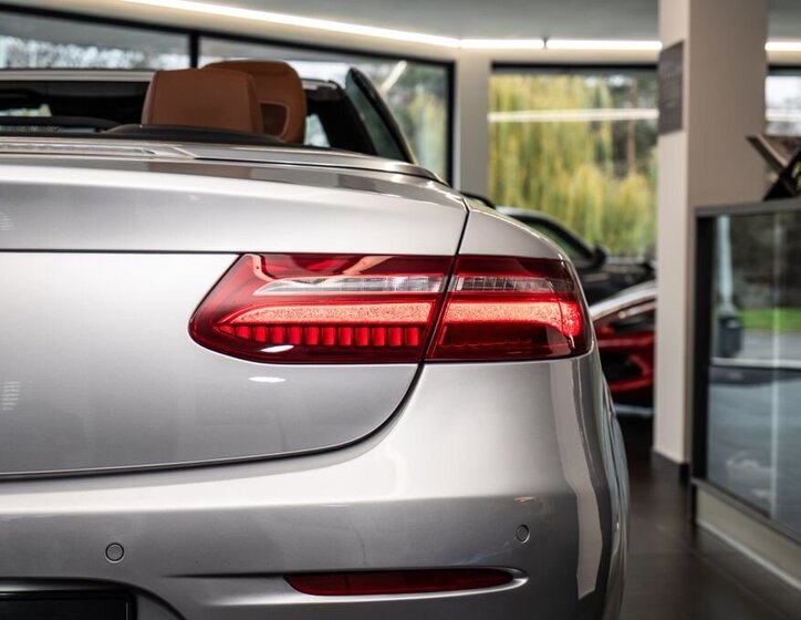 Mercedes-Benz Třídy E 21