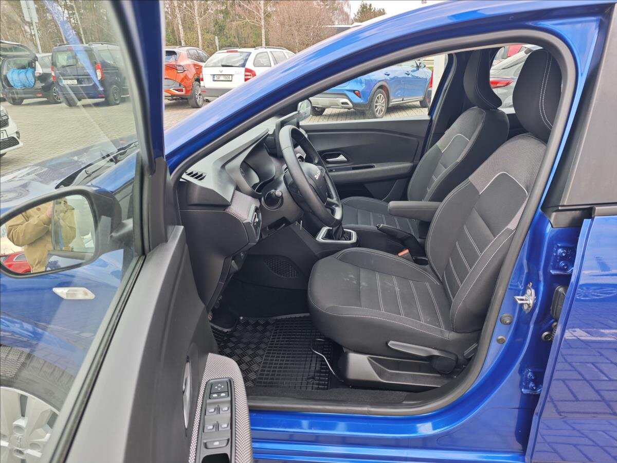 Dacia Sandero Hatchback 999,0 67 kw