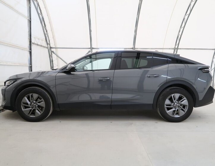 Peugeot 408 Liftback 1,2 l 96 kw