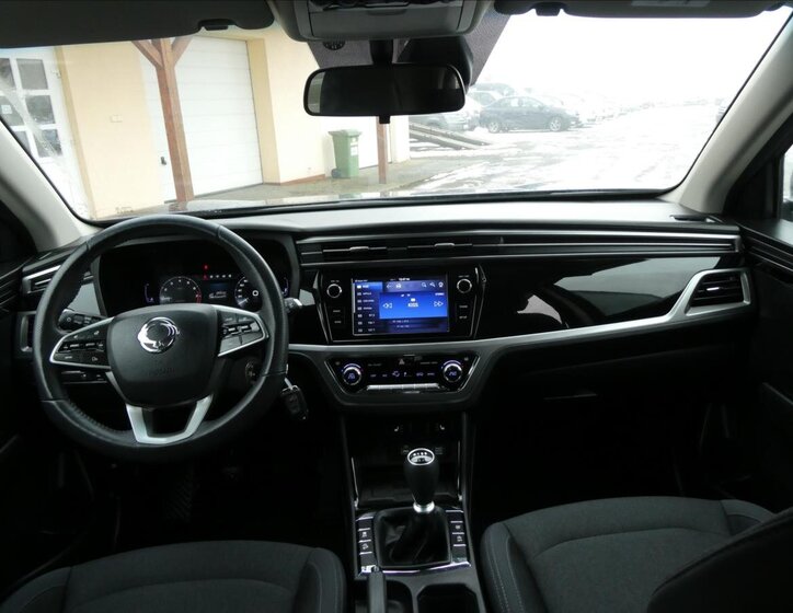 SsangYong Korando 25