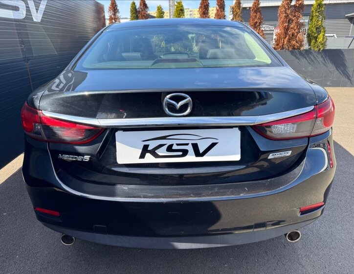 Mazda 6 Sedan / Limuzína 2,0 l 107 kw