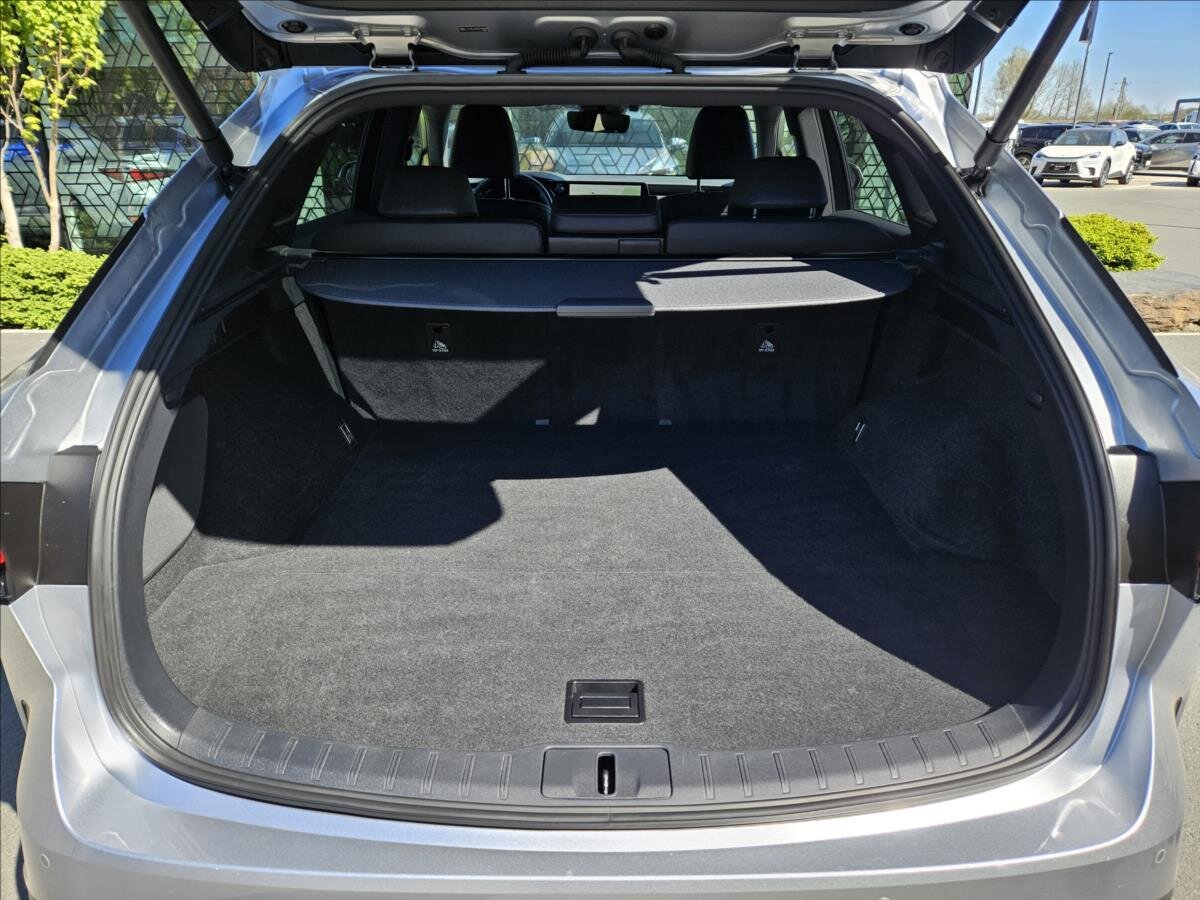Lexus RX 350h SUV / Terénní 2,5 l 184 kw