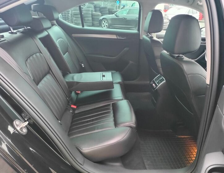 Škoda Superb 22