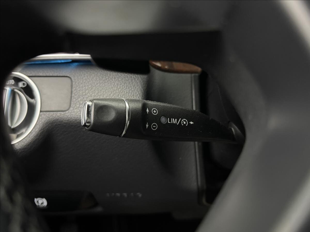 Mercedes-Benz Třídy E