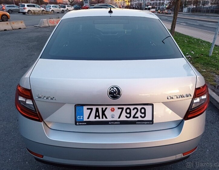 Škoda Octavia 21