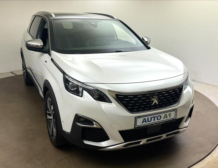 Peugeot 5008 3
