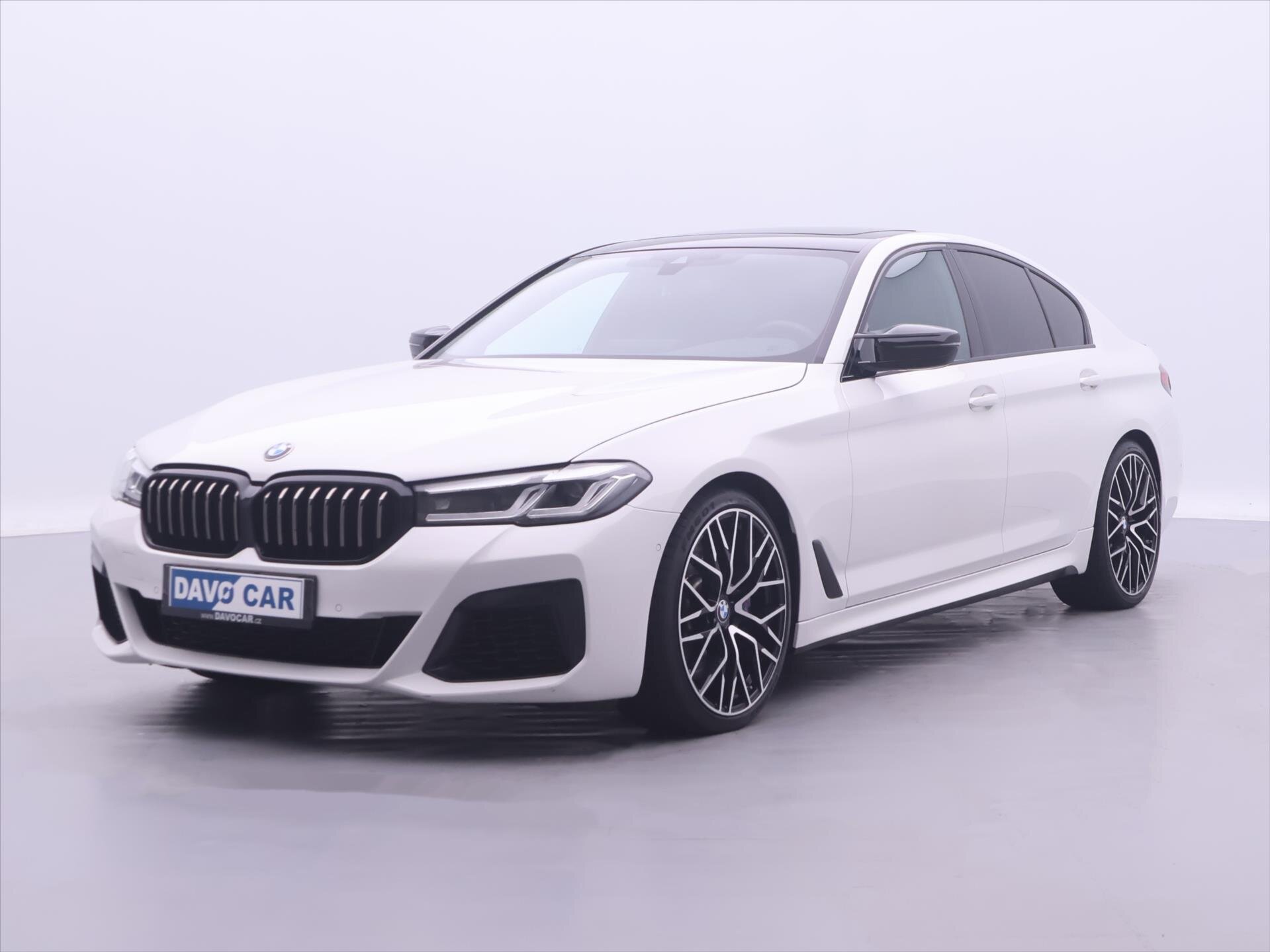 BMW Řada 5 Sedan / Limuzína 4,4 l 390 kw