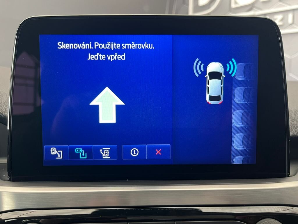 Ford Kuga SUV 2,5 l 140 kw