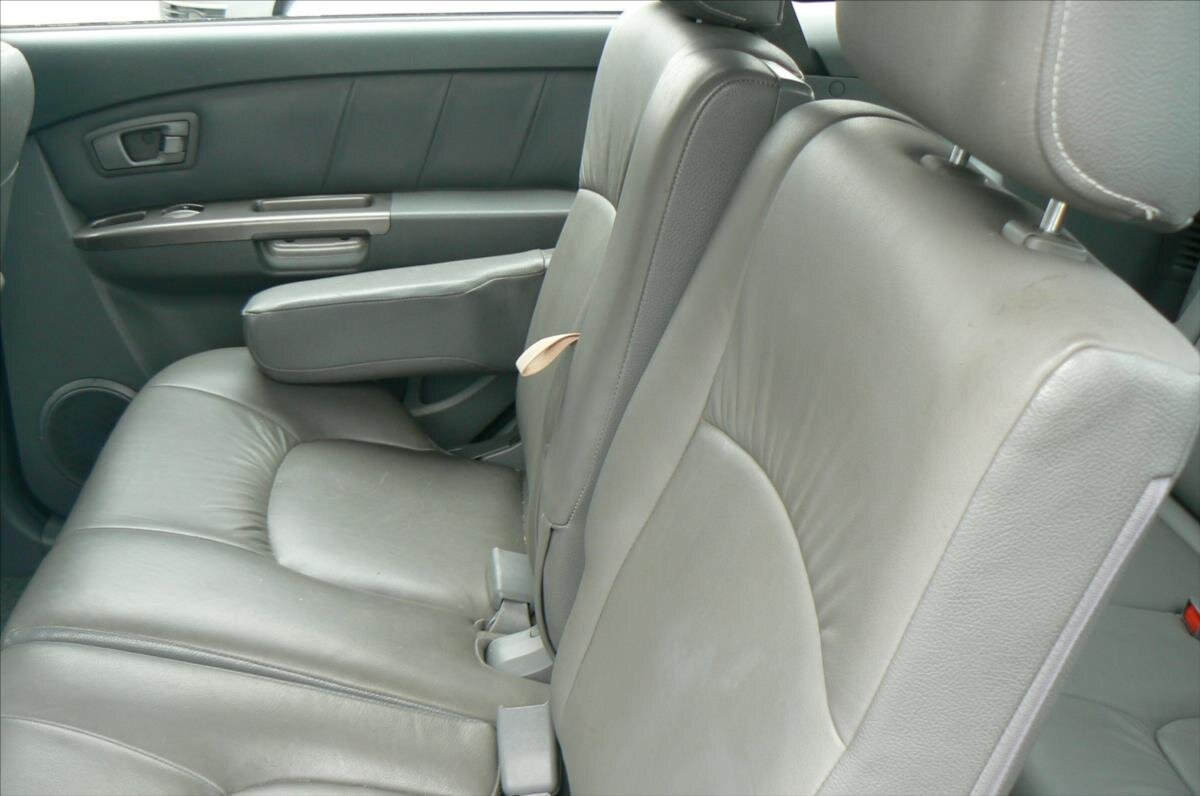 KIA Carens Hatchback 2,0 l 83 kw