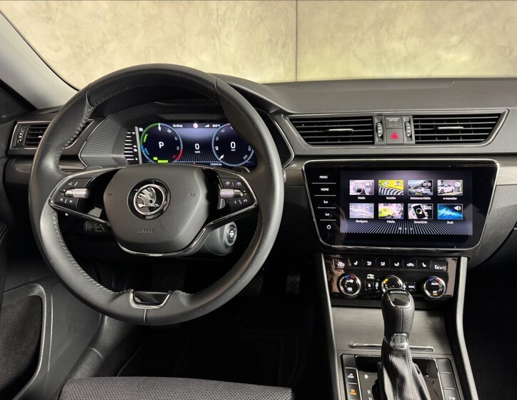 Škoda Superb Kombi 1,4 l 160 kw