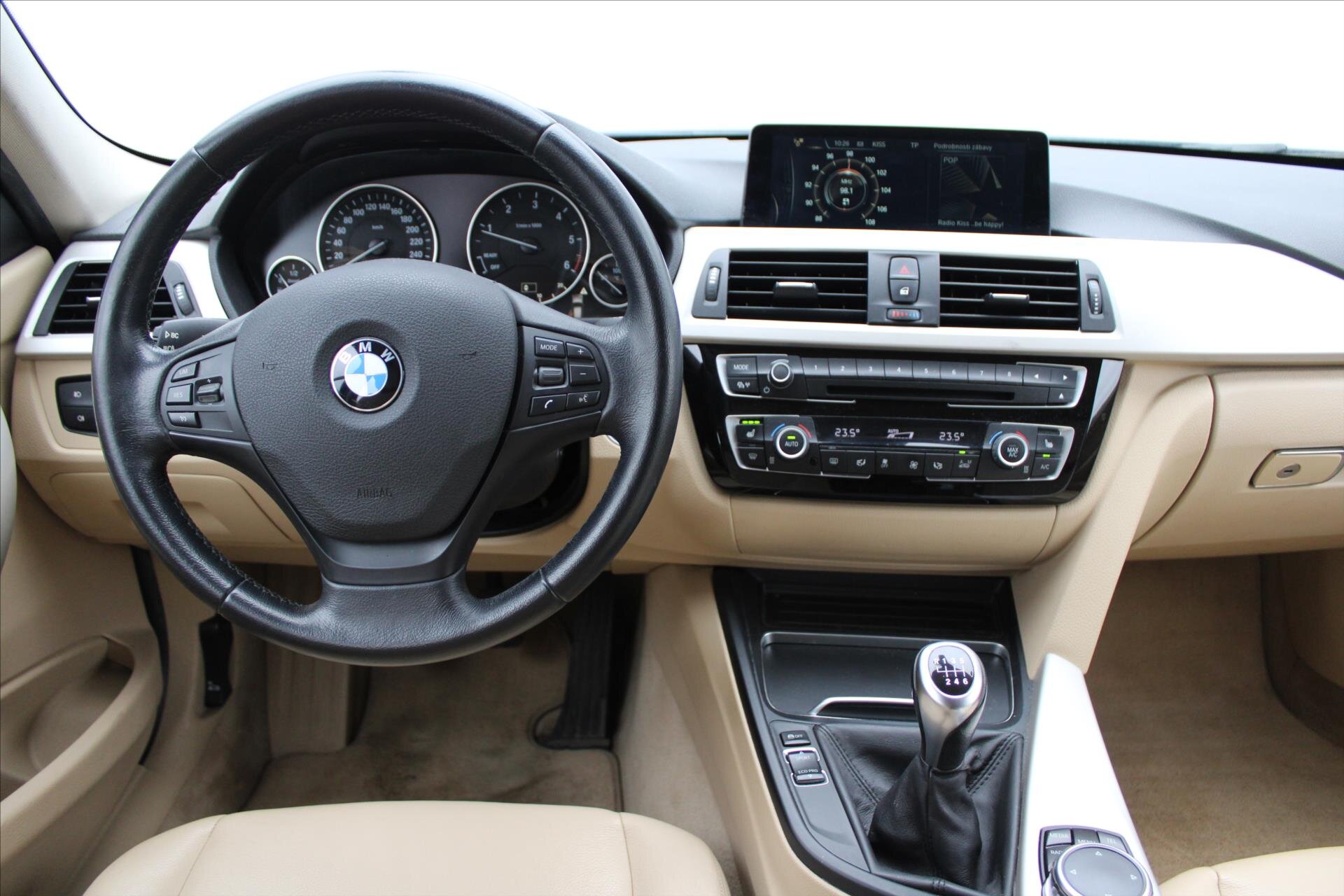 BMW Řada 3 Kombi 2,0 l 120 kw