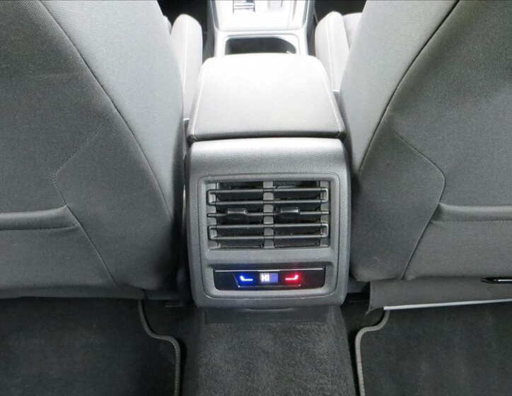 Volkswagen Golf Kombi 1,5 l 110 kw