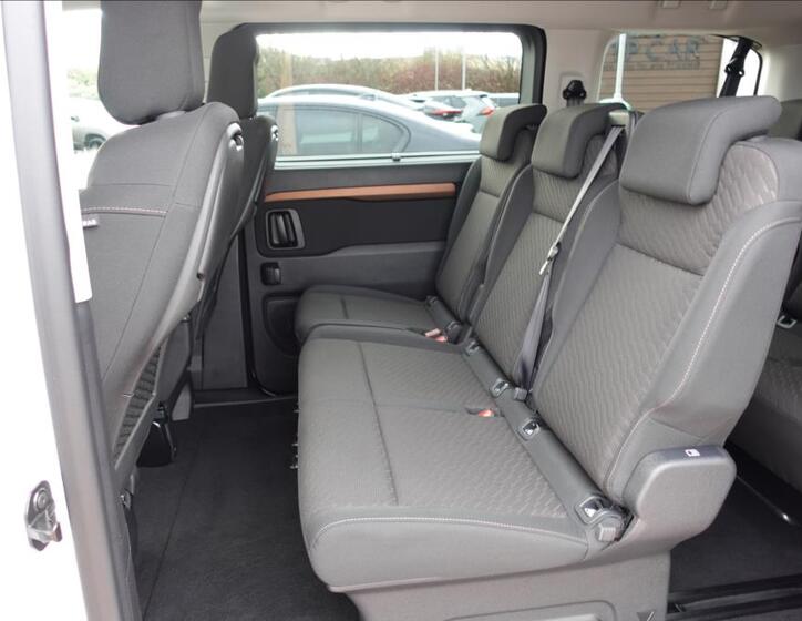 Toyota ProAce Verso 11