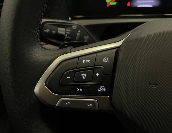 Volkswagen Tiguan SUV / Terénní 1,5 l 96 kw