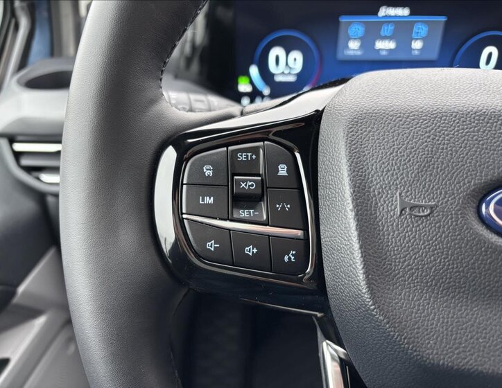 Ford Tourneo Custom 28