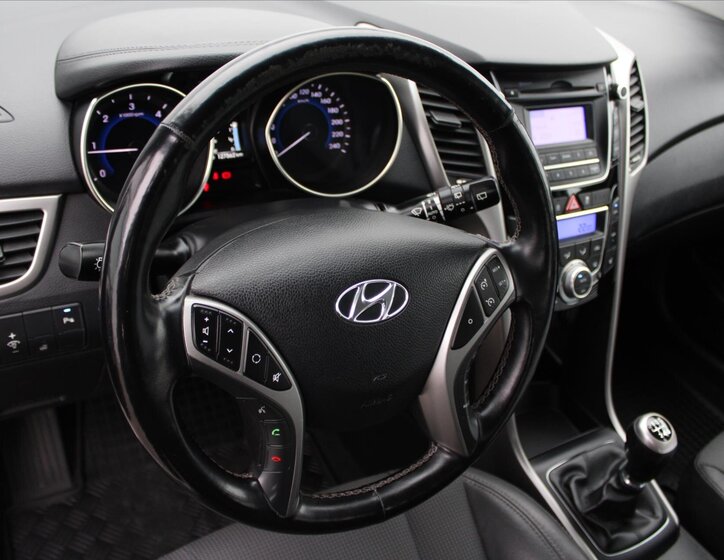 Hyundai i30 Kombi 1,6 l 81 kw