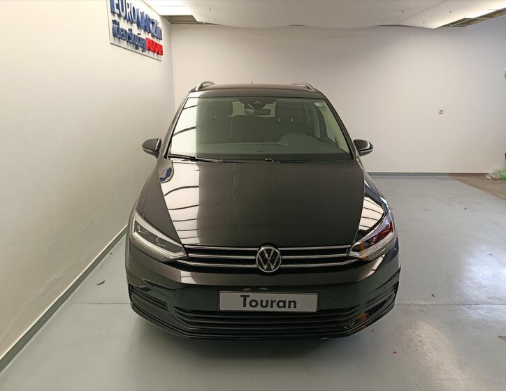 Volkswagen Touran MPV 1,5 l 110 kw