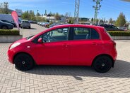 Toyota Yaris Hatchback 1,3 l 64 kw