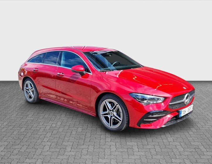Mercedes-Benz CLA 7