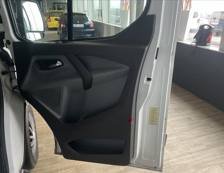 Ford Transit Custom Skříň 2,2 l 74 kw