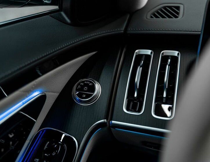 Mercedes-Benz Třídy S Sedan 4,0 l 370 kw