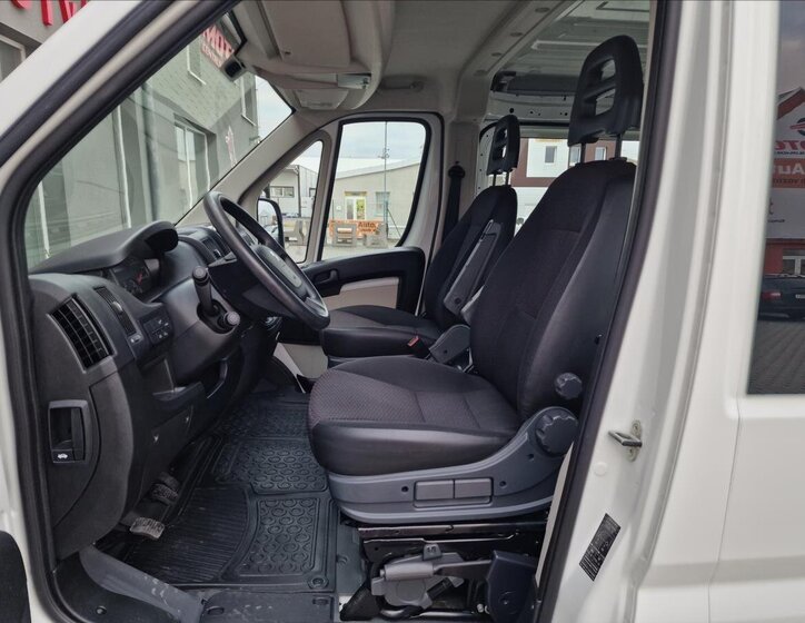 Peugeot Boxer Skříň 2,0 l 96 kw