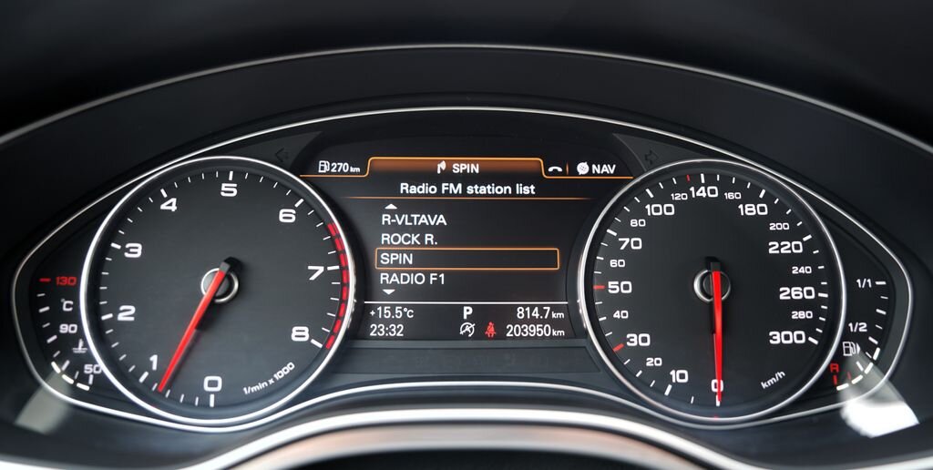 Audi A6 Sedan / Limuzína 2,8 l 150 kw