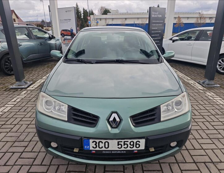 Renault Mégane Sedan / Limuzína 1,4 l 72 kw