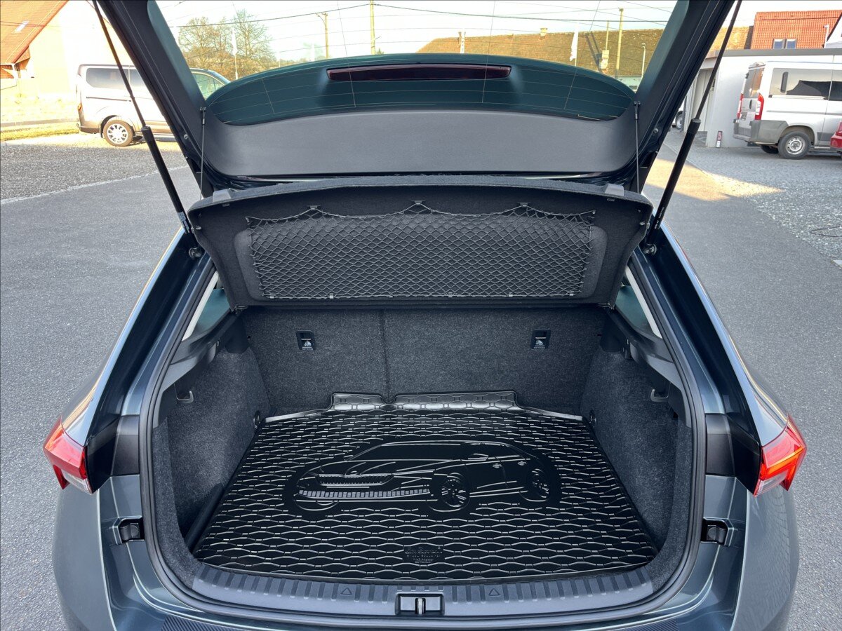 Škoda Scala Hatchback 999,0 85 kw