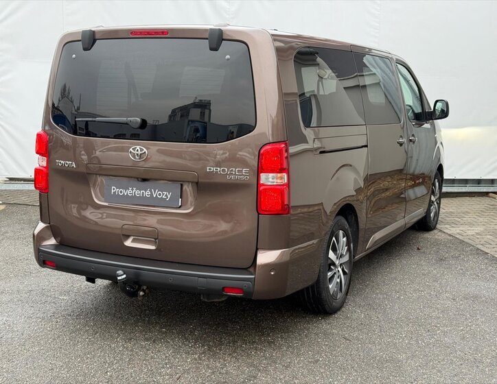 Toyota ProAce VAN-Minibus 2,0 l 130 kw