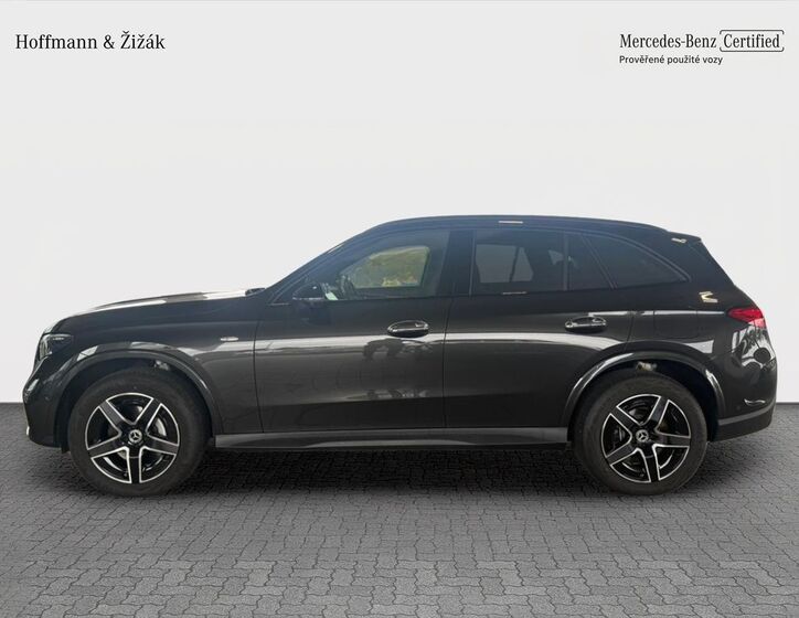 Mercedes-Benz GLC 8