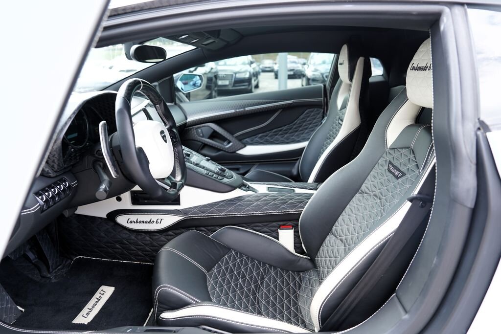 Lamborghini Aventador Kupé 6,5 l 1190 kw