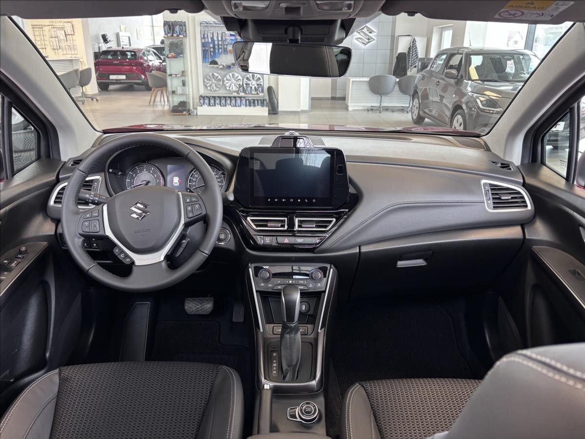 Suzuki S-Cross SUV / Terénní 1,4 l 81 kw