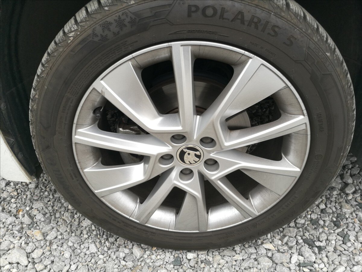 Škoda Kamiq Hatchback 999,0 81 kw