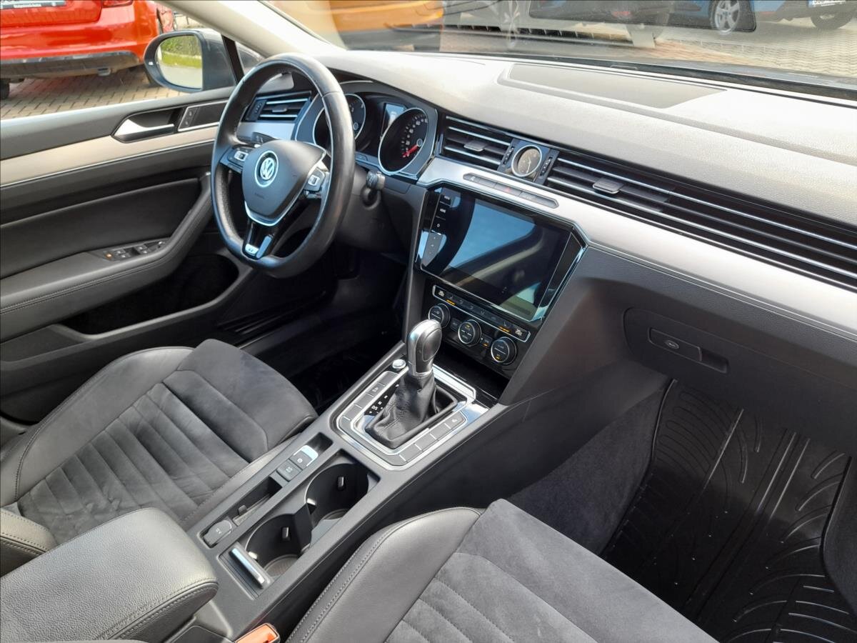 Volkswagen Passat Kombi 2,0 l 140 kw