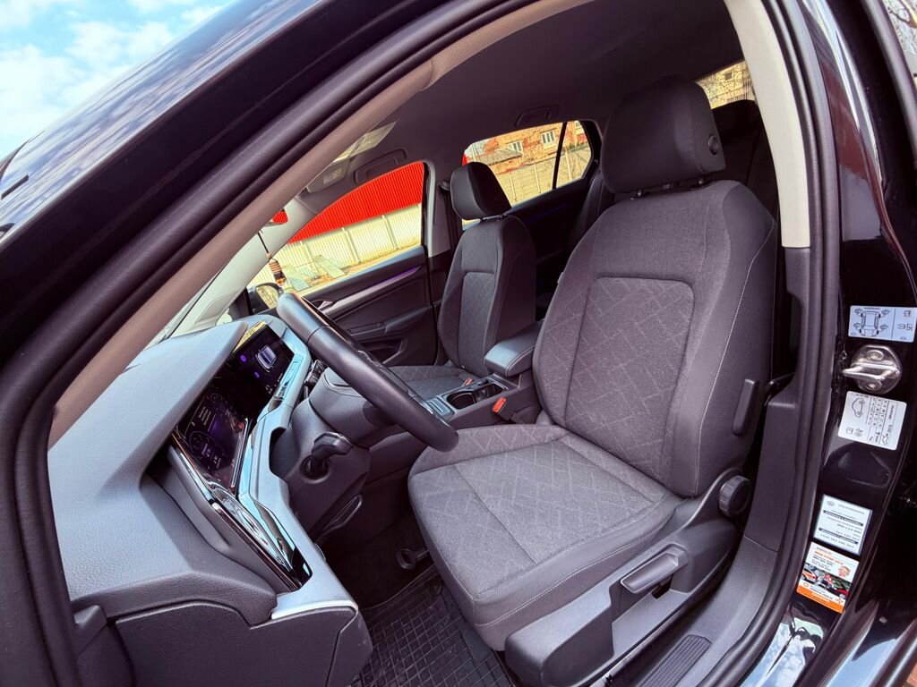 Volkswagen Golf Kombi 1,5 l 96 kw