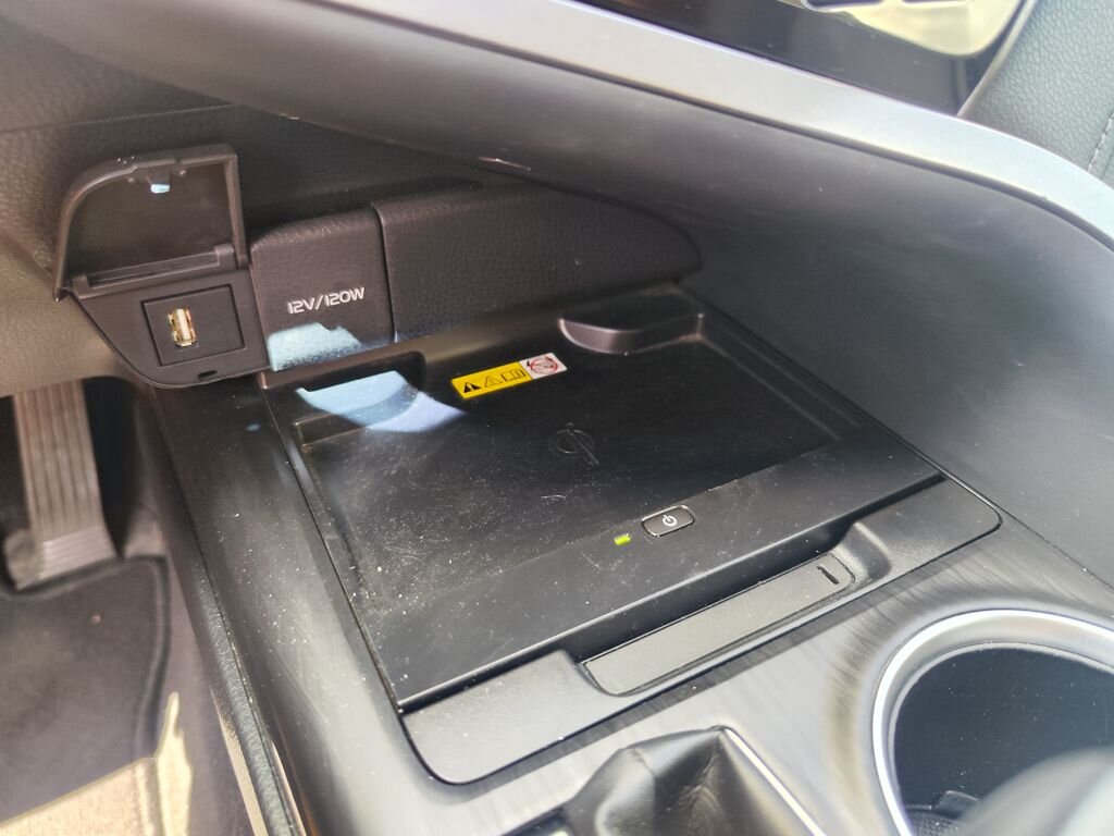 Toyota Camry Sedan / Limuzína 2,5 l 160 kw