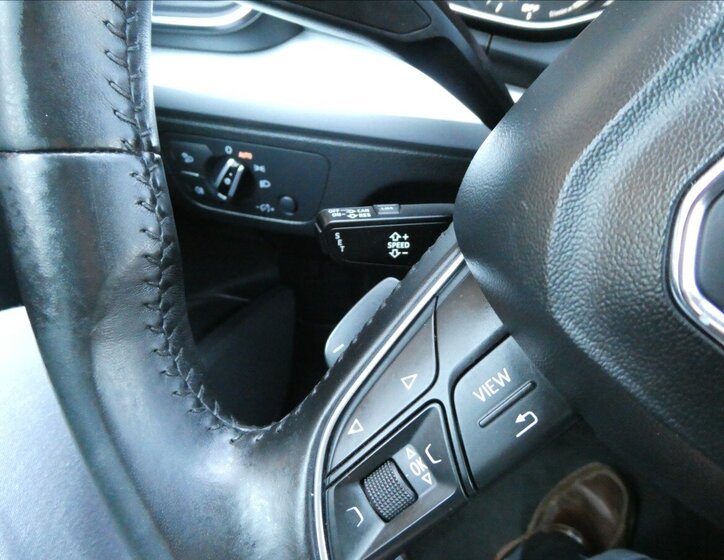 Audi Q5 SUV / Terénní 2,0 l 120 kw