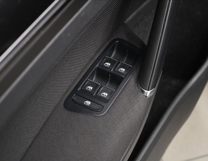 Volkswagen Golf Kombi 2,0 l 135 kw